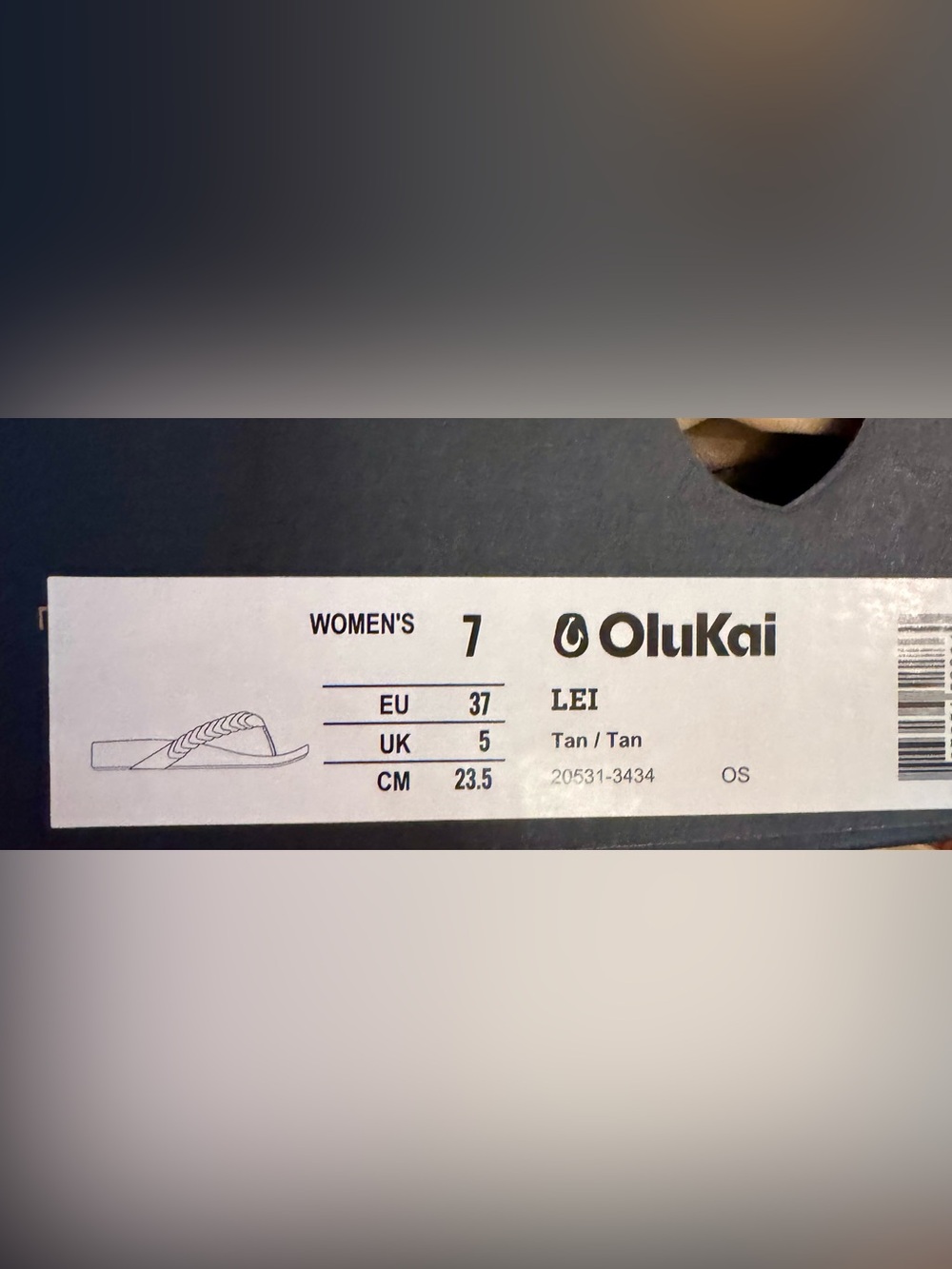 OluKai Lei flip flops - Picture 9 of 10